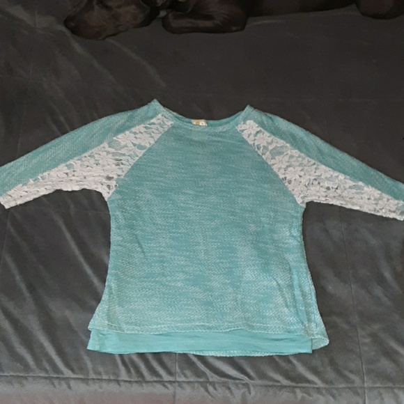 Kiddo by Katie Other - 5/$25. Kiddo by Katie girls 10 green layered top